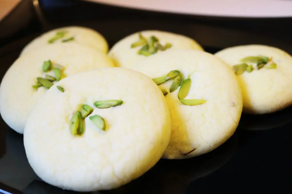 Saffron Butter Cookies