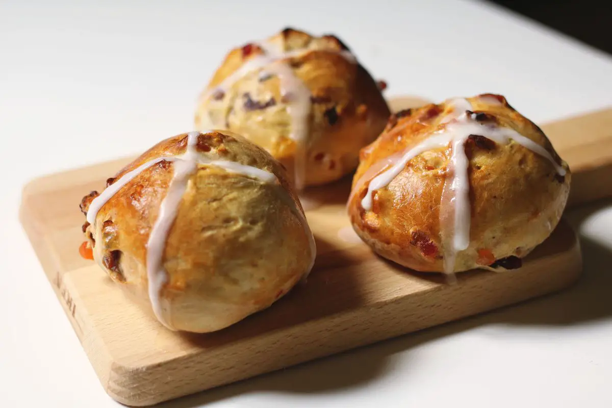 Hot Cross Buns