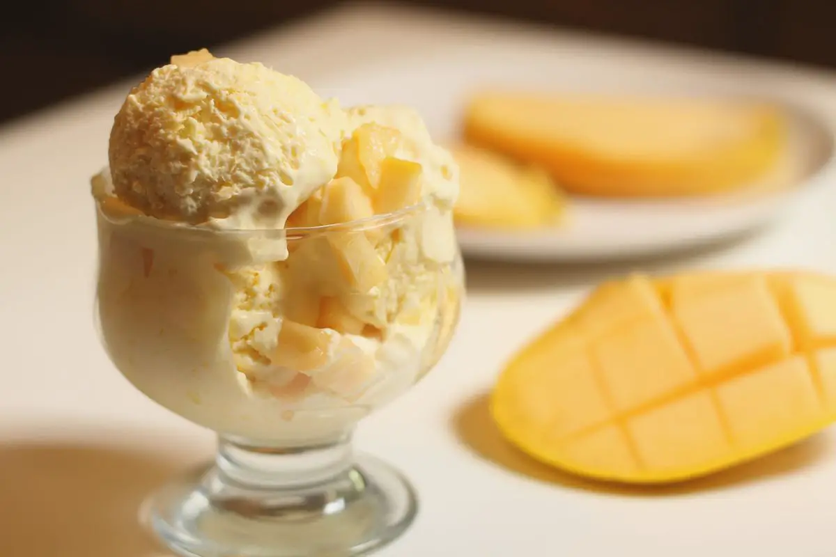 Mango Ice Cream with Condensed Milk