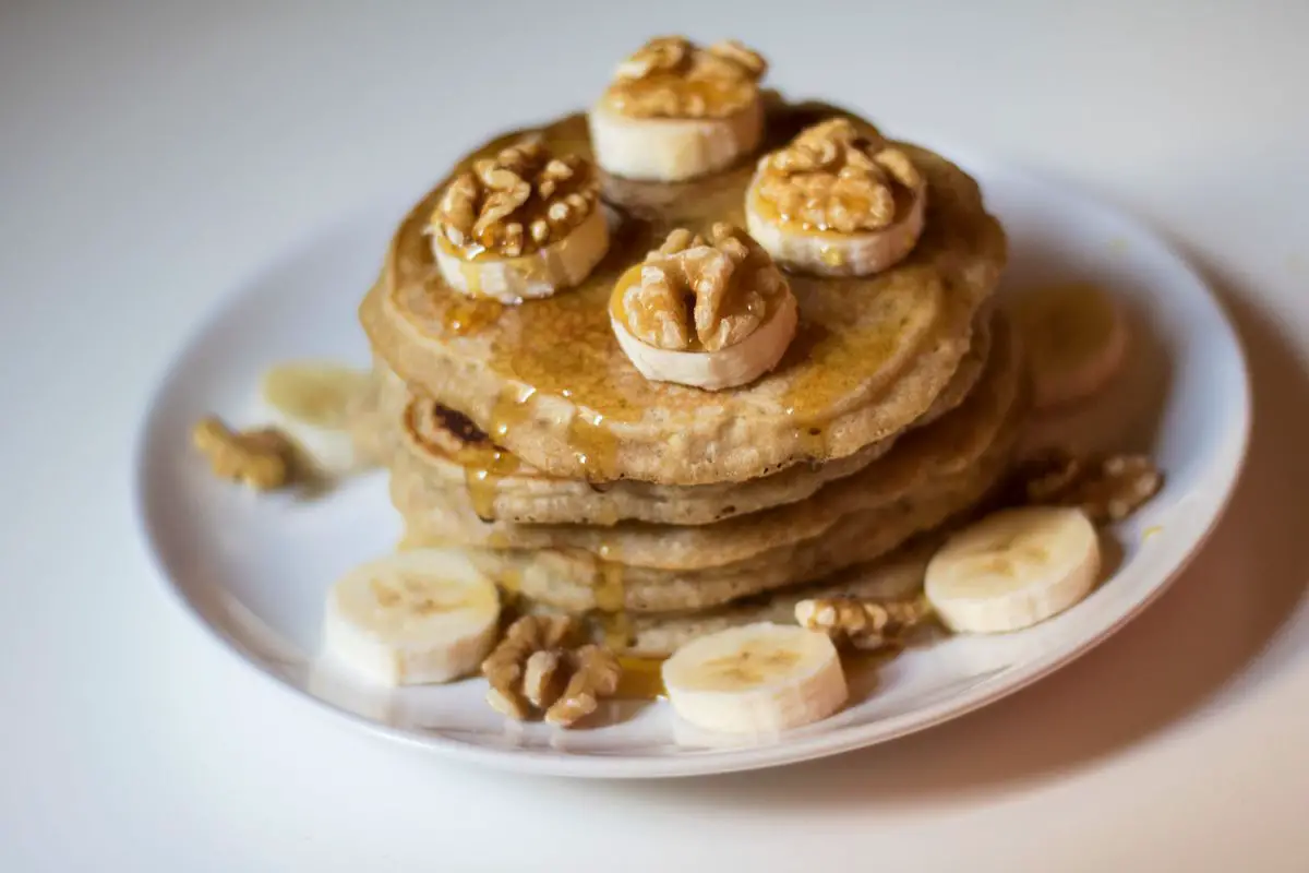 Almond Flour Banana Pancakes