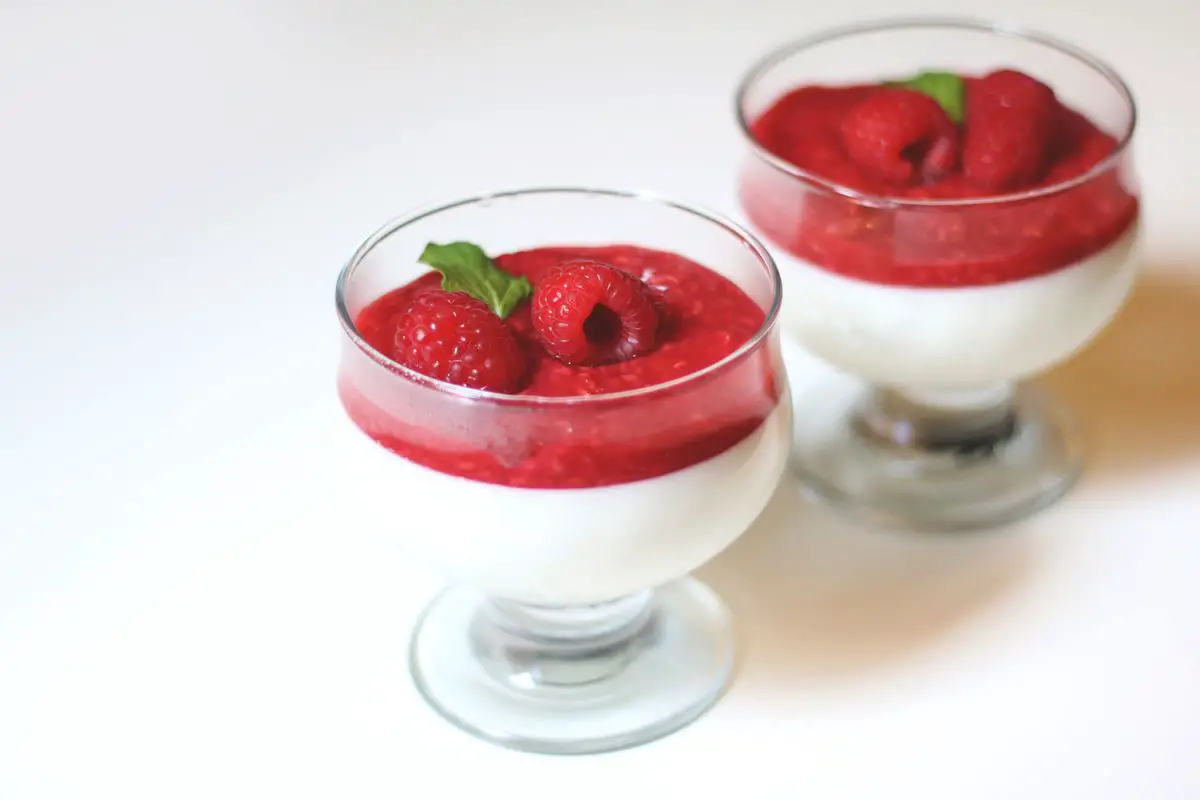 Panna Cotta with Raspberry Compote