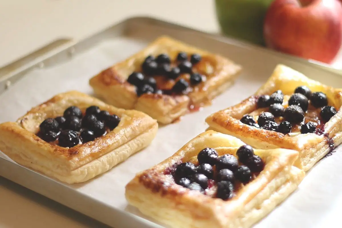 Blueberry Puff Pastry Tarts