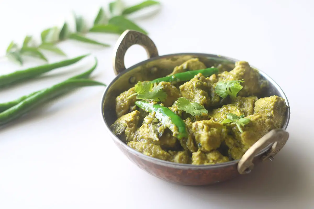 Green Chilli Chicken