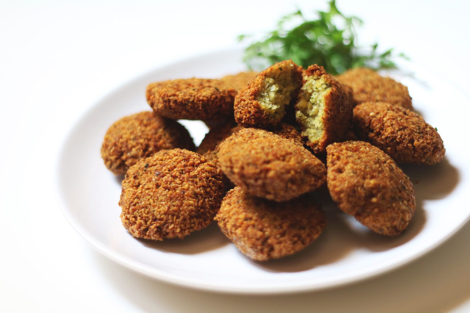 Easy Homemade Falafel Recipe - The Indian Claypot