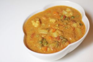 Restaurant Style Vegetable Korma - Curry Recipe - The Indian Claypot