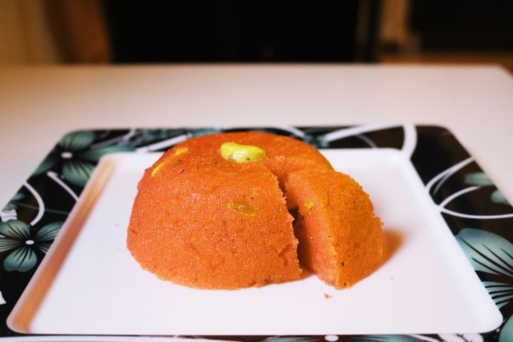 Rava Kesari (Semolina Sweet)