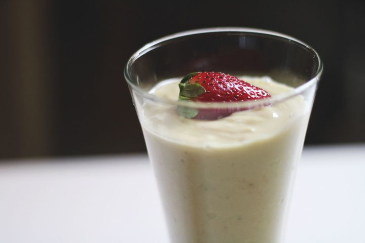 Creamy Avocado And Strawberry Smoothie (Brain Food)