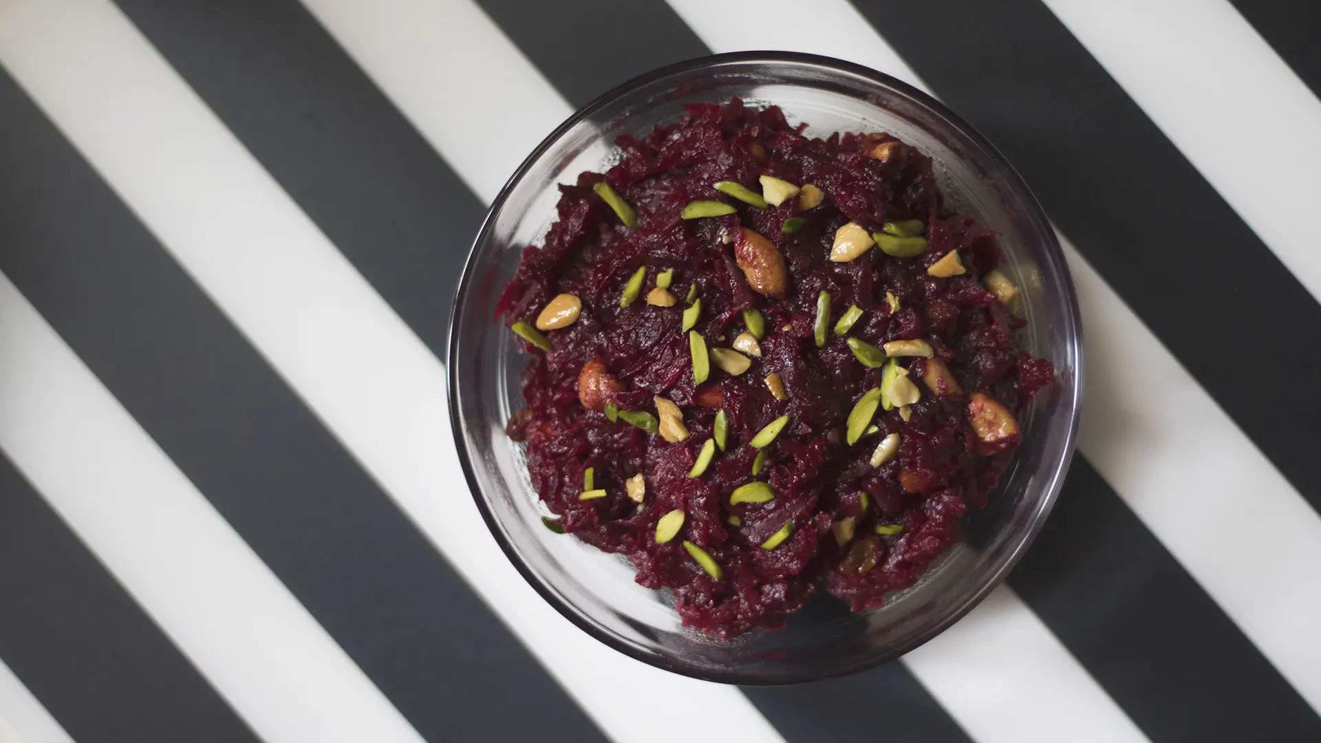 beetroot dates halwa main picture