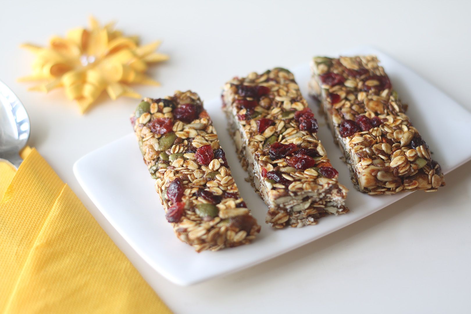 Soft and Chewy Granola Bars - The Indian Claypot