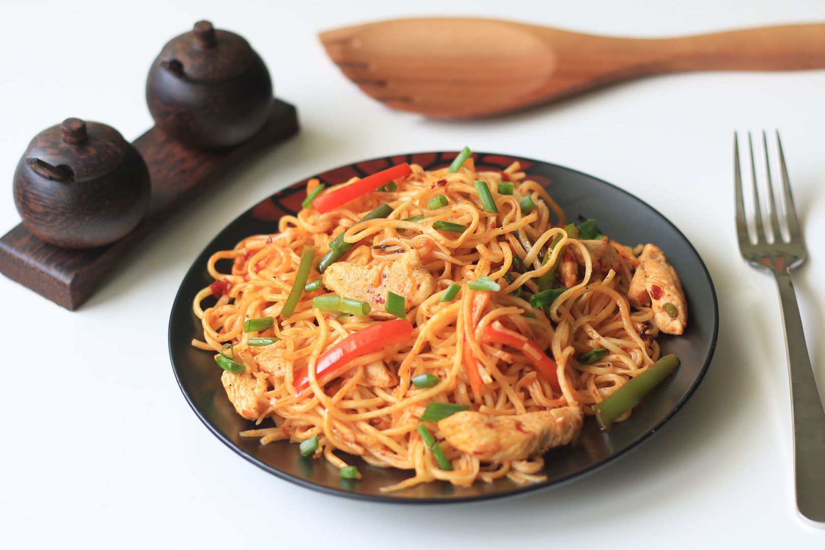 Chicken Schezwan Noodles - Indo-Chinese Recipe - The Indian Claypot