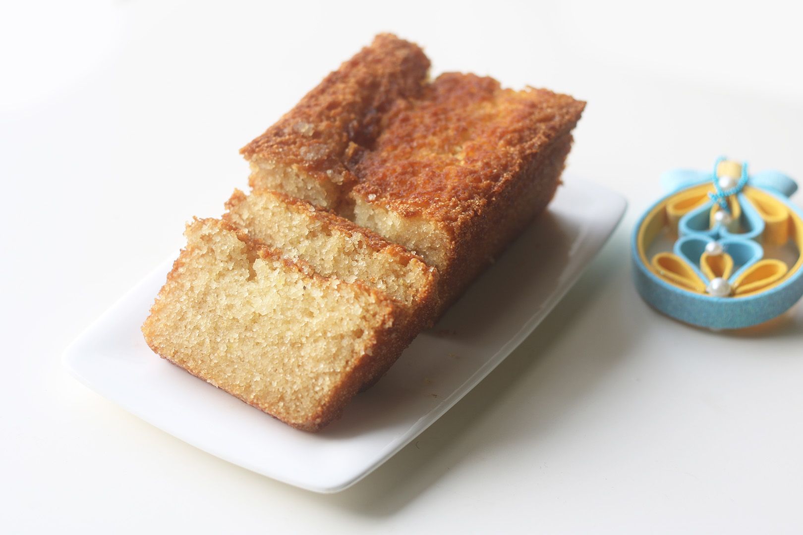 Suji Cake in Cooker: Eggless Semolina Cake Recipe